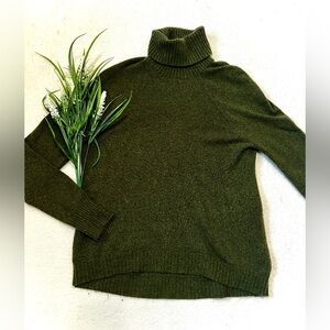 J. Crew Wool/Alpaca Blend Olive Turtleneck Sweater - Small